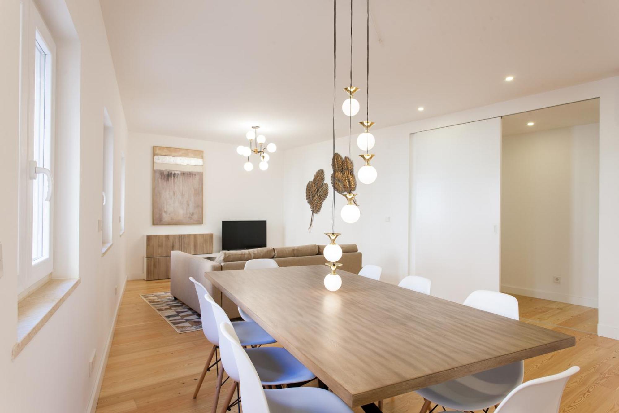Mouraria Blue Three-Bedroom Apartment W/ Parking - By Lu Holidays Lisbon Bagian luar foto
